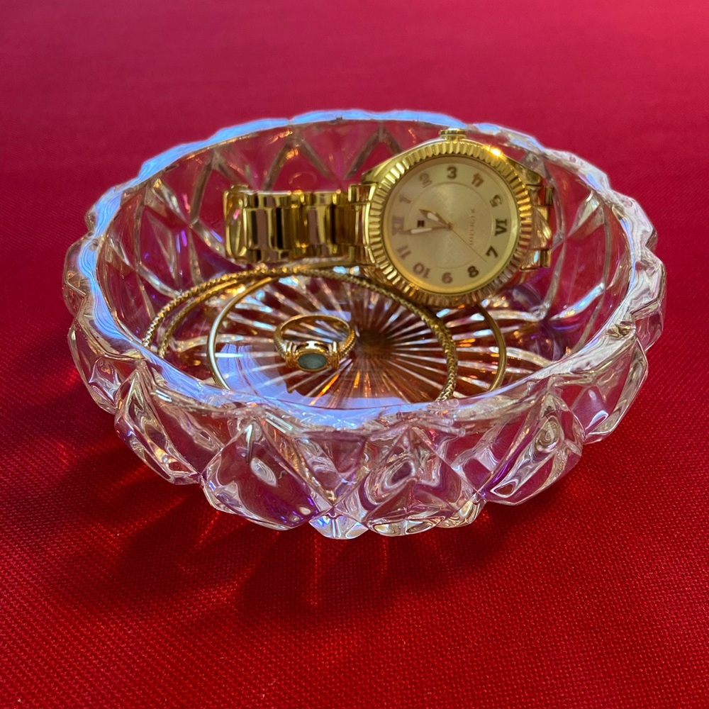 🤍 Hershey’s Kisses Crystal Covered Candy/Trinket Dish NWT - Picture 6 of 10